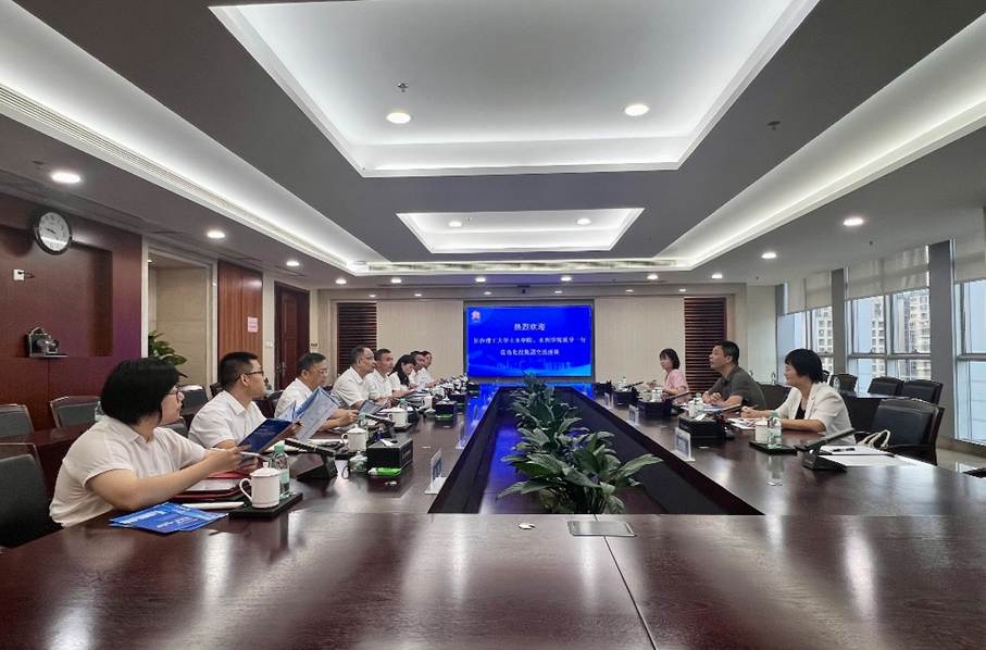 会议室里的人们 AI 生成的内容可能不正确。