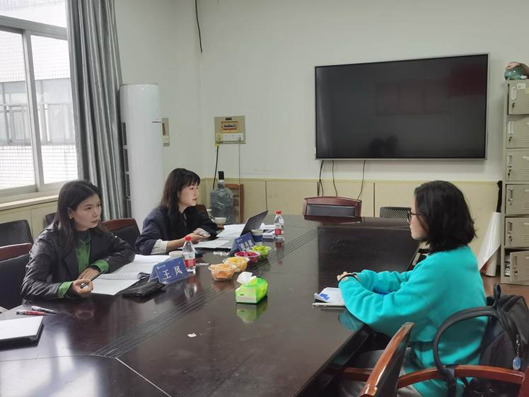 cf2c3a609902e2b69db29fbabc06209d